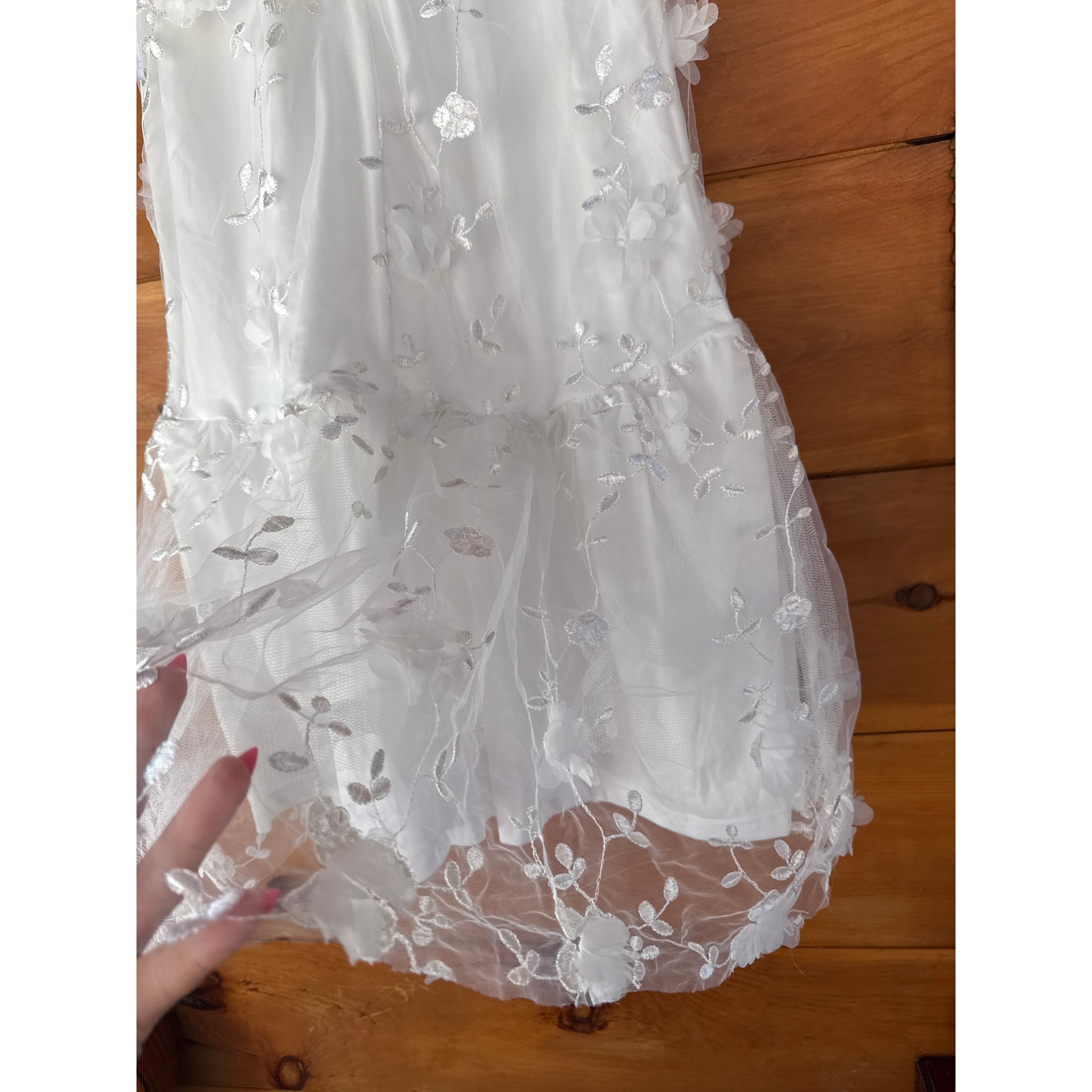 Lulus Divinely Adored White Embroidered Floral Midi Dress Xs Nwot — image 7 of 7